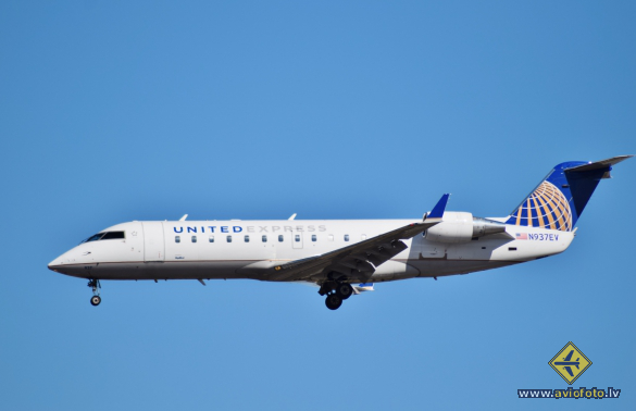 Bombardier CRJ-200ER (CL-600-2B19)